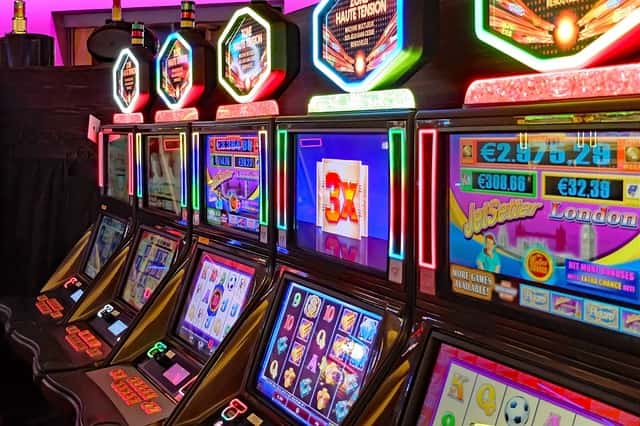Comment Augmenter ses Chances pour Gagner aux Machines à Sous en Ligne?