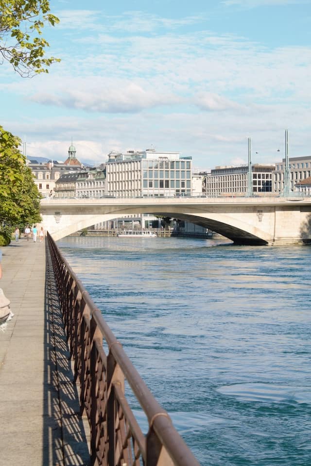 De Zurich à Genève : Casino Hopping Dans les Grandes Villes de Suisse