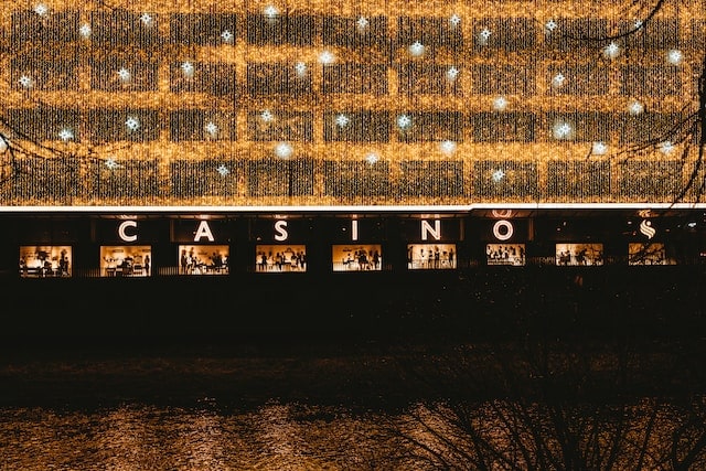 Des Jeux de Casino Impopulaires qui Valent la Peine d&rsquo;être Essayés