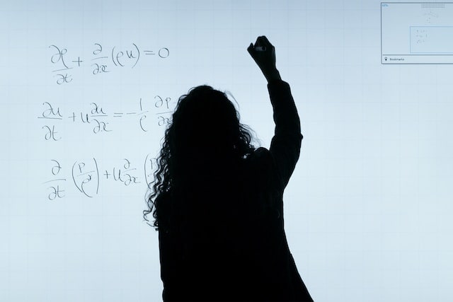 Danser Avec les Mathématiques: L&rsquo;Intersection Fascinante de la Danse et des Modèles Mathématiques